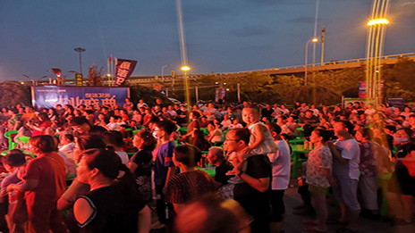 東麗居然之家津夜嘉年華來了，天津又一家夜市周末火爆開街