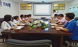 夯實(shí)基礎(chǔ)，提升服務(wù)！&mdash;&mdash;武昌店麗屋超市開展投訴處理技巧培訓(xùn)