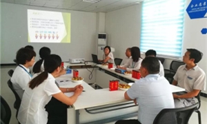 中岳店&ldquo;交流面對(duì)面，溝通心貼心&rdquo;員工經(jīng)驗(yàn)交流會(huì)圓滿舉行！